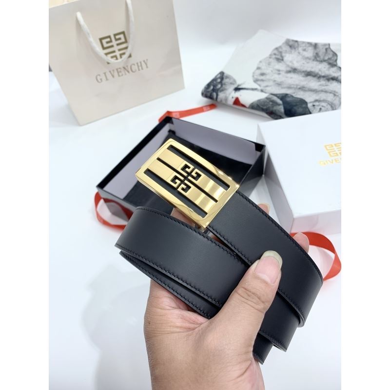 GIVENCHY